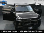 2025 Navigator L Thumbnail 36