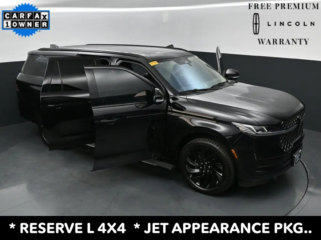 2025 Lincoln Navigator - $60,898