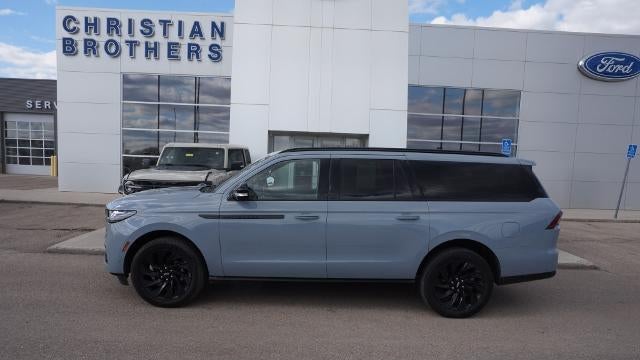 Preowned 2025 Lincoln Navigator L Reserve for Sale