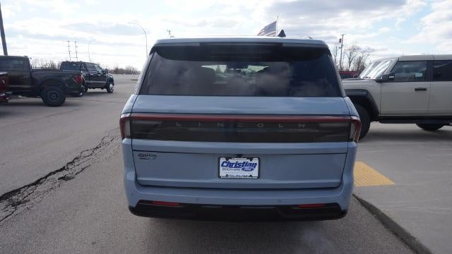 2025 Lincoln Navigator L Reserve
