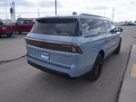 2025 Navigator L Thumbnail 5