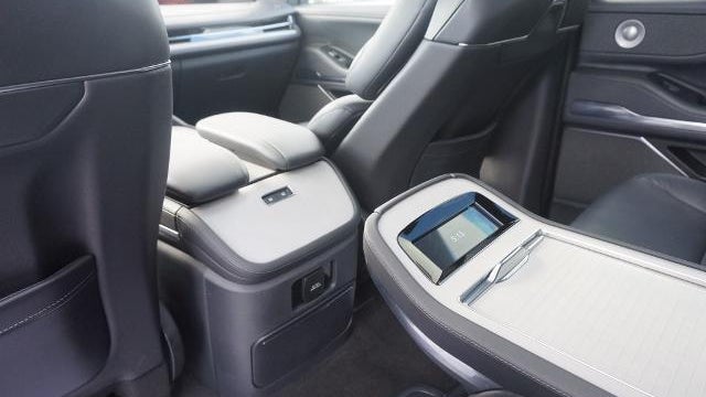 2025 Lincoln Navigator L Reserve