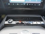 2025 Navigator L Thumbnail 20