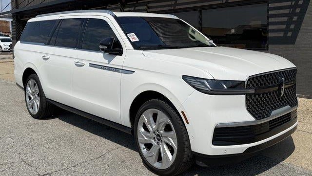 2025 Lincoln Navigator L Reserve