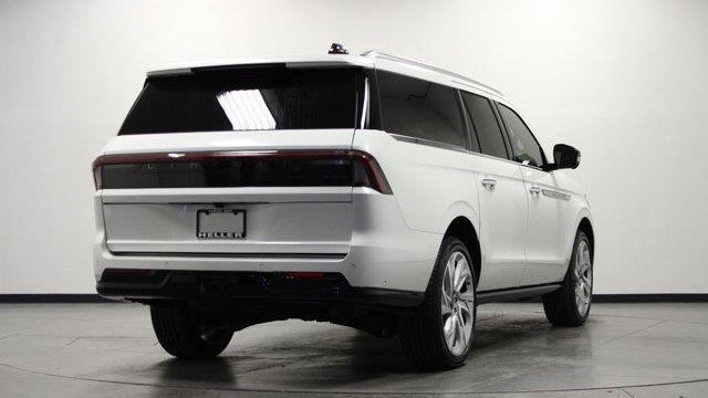 2025 Lincoln Navigator L Reserve
