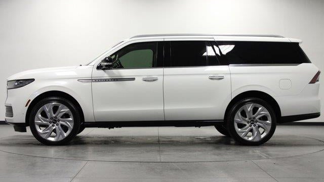 2025 Lincoln Navigator L Reserve