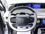 2025 Navigator L Thumbnail 17