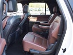 2025 Navigator L Thumbnail 6