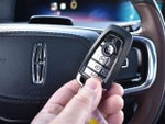 2025 Navigator L Thumbnail 12
