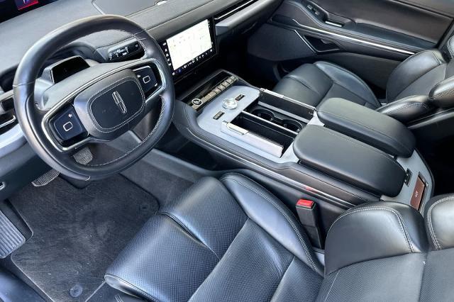 2025 Lincoln Navigator - $73,594