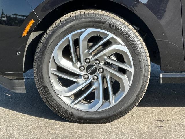 2025 Lincoln Navigator - $83,870