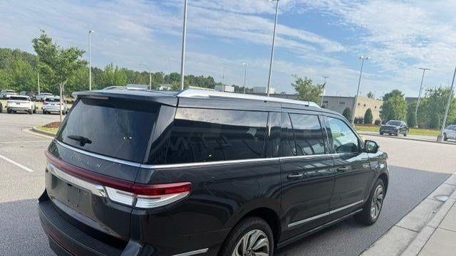 2023 Lincoln Navigator L Reserve