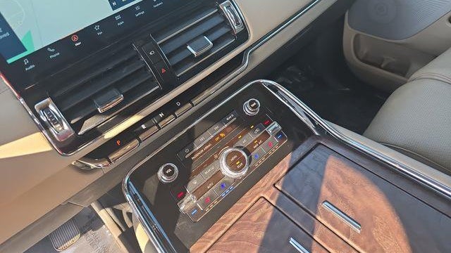 2023 Lincoln Navigator L Reserve