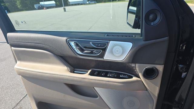 2023 Lincoln Navigator L Reserve