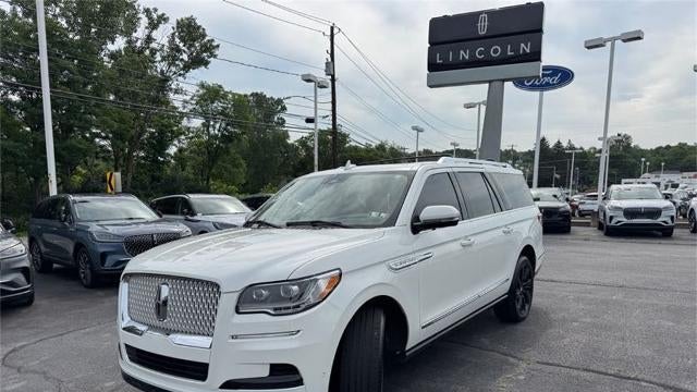 2023 Lincoln Navigator L Reserve
