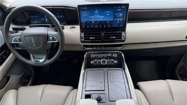 2023 Lincoln Navigator L Reserve