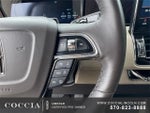 2023 Navigator L Thumbnail 16