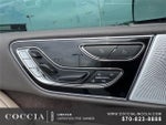 2023 Navigator L Thumbnail 28