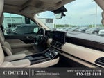 2023 Navigator L Thumbnail 30