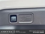 2023 Navigator L Thumbnail 37