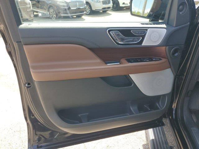 2023 Lincoln Navigator - $61,995