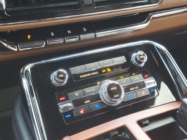 2023 Lincoln Navigator - $61,995