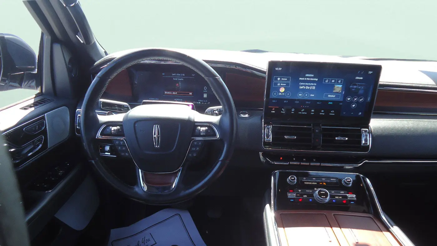 2023 Lincoln Navigator L Reserve