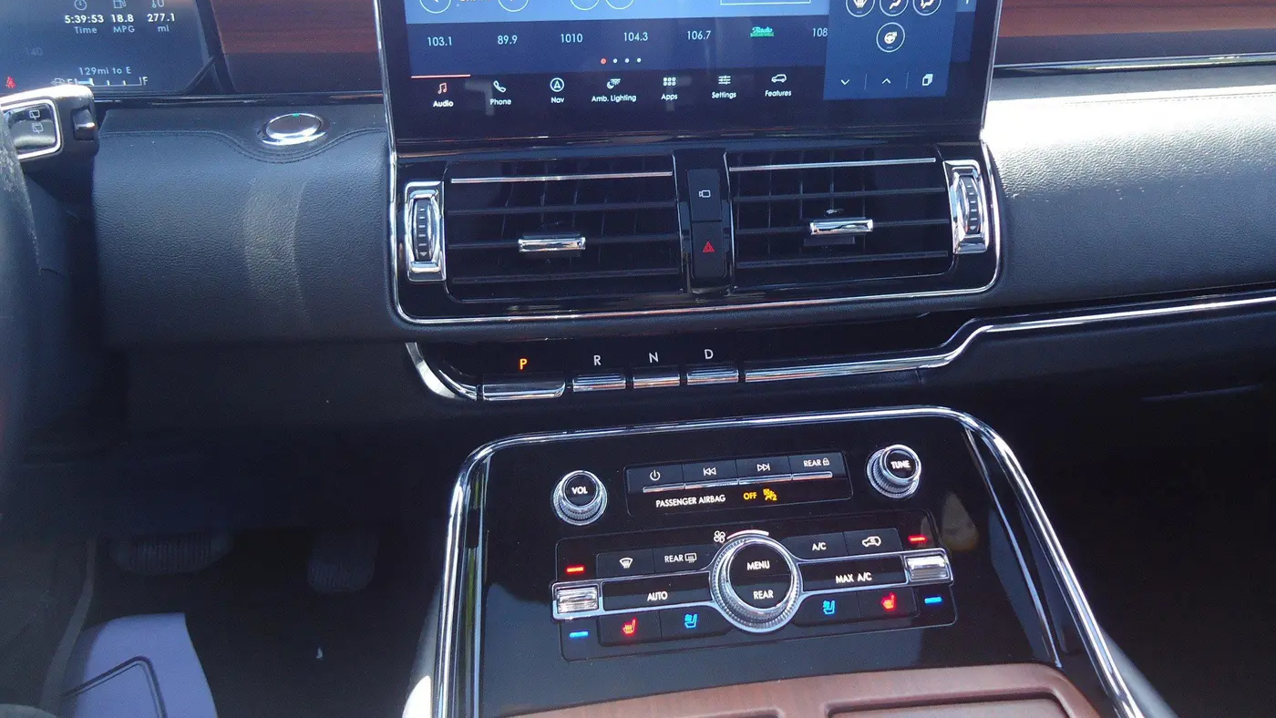 2023 Lincoln Navigator L Reserve