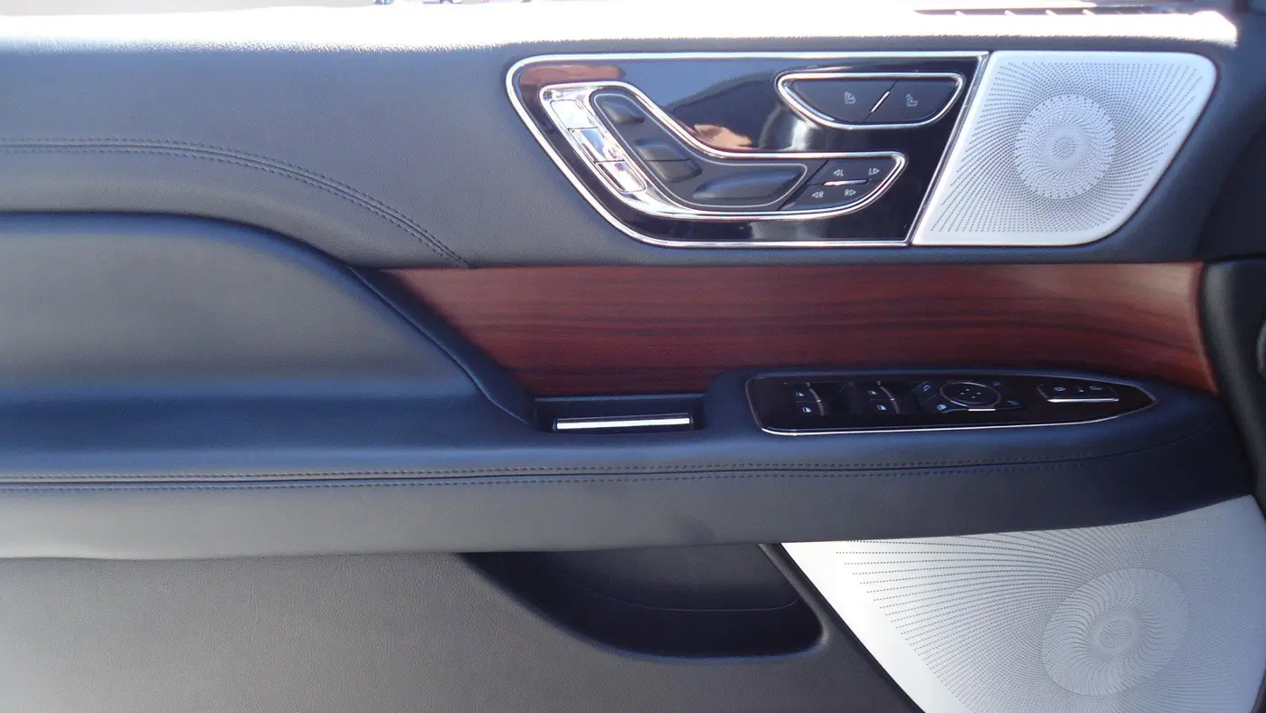 2023 Lincoln Navigator L Reserve