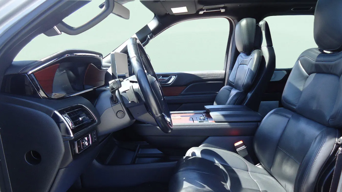 2023 Lincoln Navigator L Reserve
