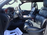 2023 Navigator L Thumbnail 35