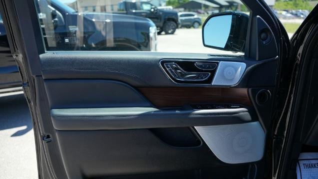 2023 Lincoln Navigator L Reserve