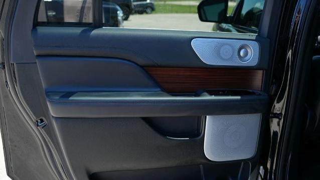 2023 Lincoln Navigator L Reserve