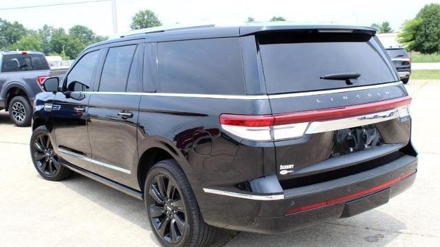 2023 Lincoln Navigator L Reserve