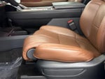 2023 Navigator L Thumbnail 20