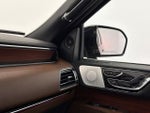 2023 Navigator L Thumbnail 35