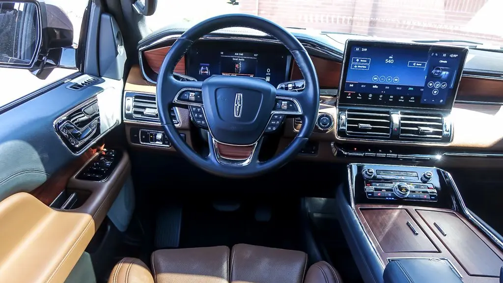 2024 Lincoln Navigator L Reserve
