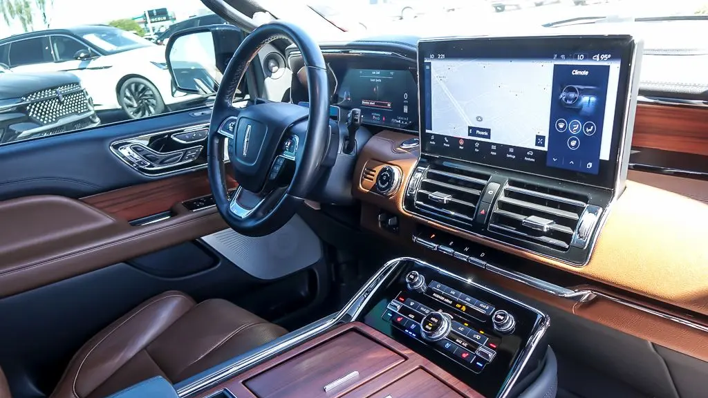 2024 Lincoln Navigator L Reserve