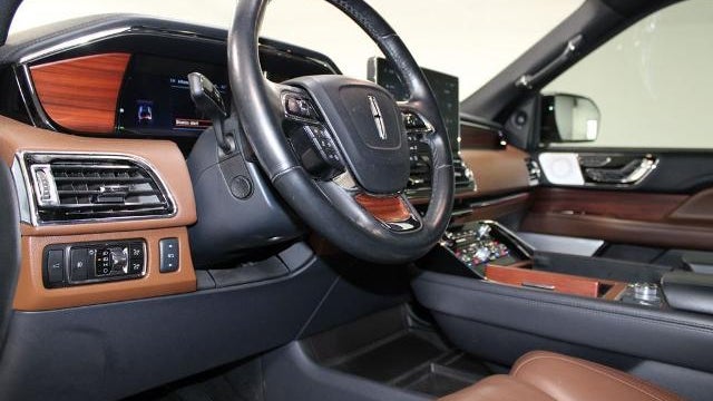 2024 Lincoln Navigator L Reserve