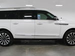 2024 Navigator L Thumbnail 14