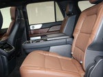 2024 Navigator L Thumbnail 29