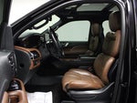 2024 Navigator L Thumbnail 11