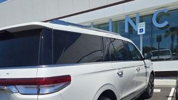 2024 Lincoln Navigator L Reserve