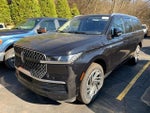 2025 Navigator L Thumbnail 1