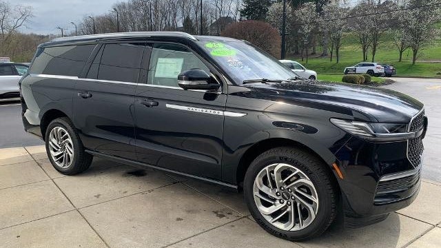 2025 Lincoln Navigator L Reserve