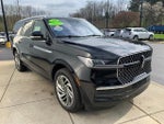 2025 Navigator L Thumbnail 9