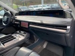 2025 Navigator L Thumbnail 13