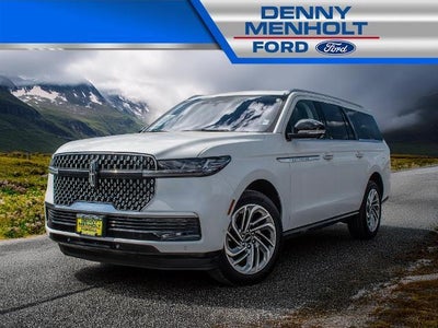 Photo of a 2025 Lincoln Navigator L 4X4 Reserve 4DR SUV for sale