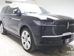 2025 Navigator L Thumbnail 6