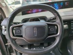 2025 Navigator L Thumbnail 27